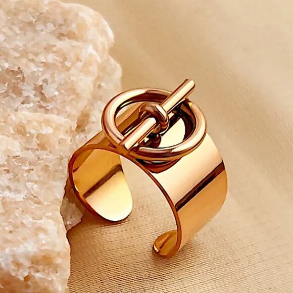 Rose Gold Luxury Adjustable Ring - Picture 1 of 2